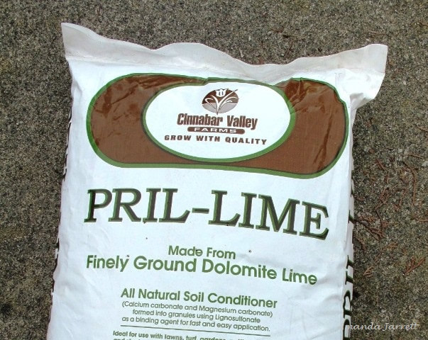 how to lime soil,dolopril lime,raising lawn pH