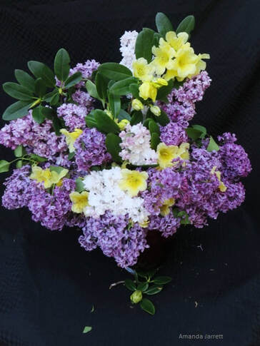 May floral arrangement,May flowers