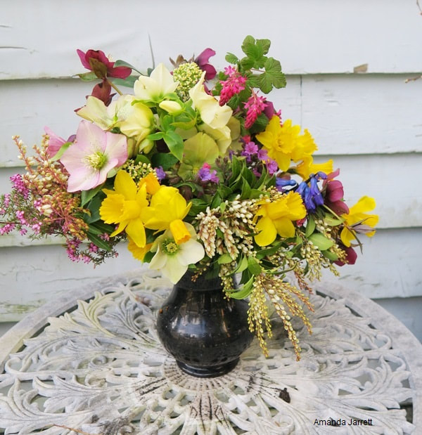 March floral arrangement 2019,cut flowers,flower arranging,The Garden Website,Amanda Jarrett,Amanda's Garden Consulting