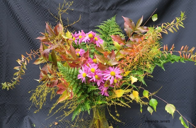 November floral arrangement 2020,cut flowers,flower arranging,The Garden Website,Amanda Jarrett,Amanda's Garden Consulting