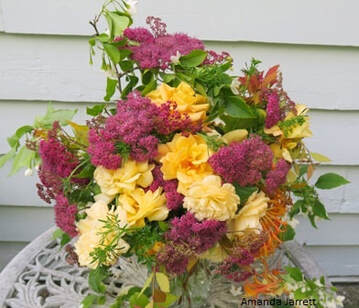 June flowers,June cut flowers,June flower arrangement,The Garden Website.com,Amanda Jarrett,Amanda’s Garden Consulting,garden website