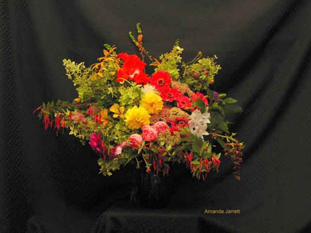 September floral arrangement 2017,cut flowers,flower arranging,The Garden Website,Amanda Jarrett,Amanda's Garden Consulting